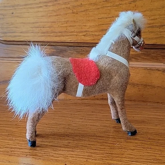 Vintage Flocked Horse - Picture 3 of 11